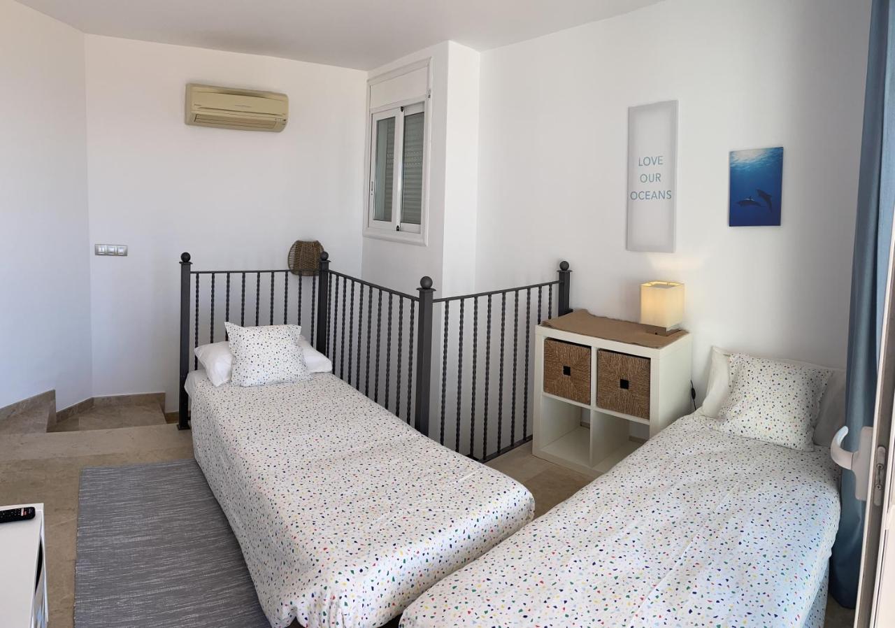 Ferienwohnung Amazing Duplex With Large Terrace And Sea Views Puerto de Santiago  Exterior foto
