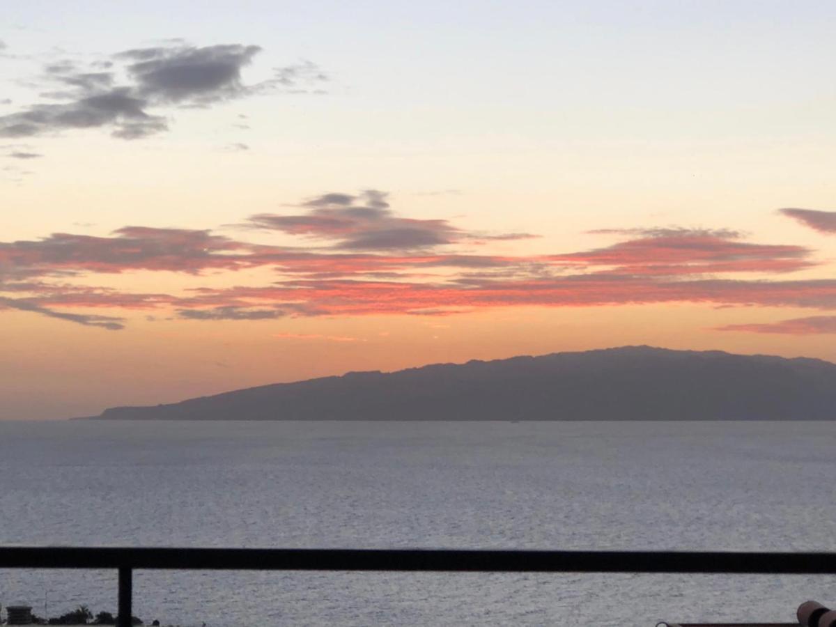 Ferienwohnung Amazing Duplex With Large Terrace And Sea Views Puerto de Santiago  Exterior foto